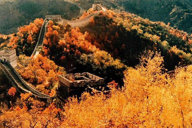 Private Day Trip: Outdoor Hot Spring Experience and Mutianyu Great Wall - Why this pairing works so well