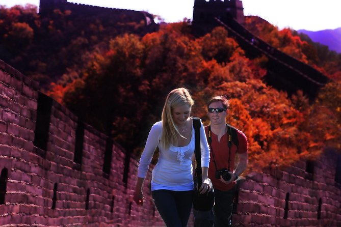Private Day Trip: Outdoor Hot Spring Experience and Mutianyu Great Wall - What the private format adds