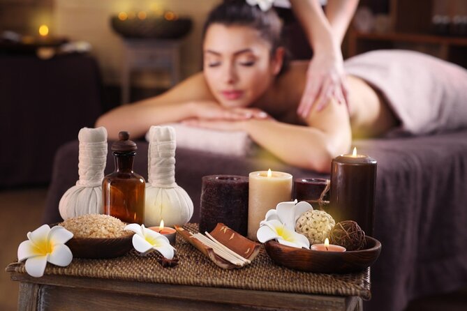 Private Ephesus Tour & Turkish Bath Hamam Experience in Kusadasi - Lunch, rug weaving, and Ephesus ceramics in Selcuk