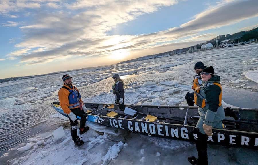 Quebec City: Sunset Ice Canoe Experience with Sauna - Why ice canoeing fits Quebec City so well