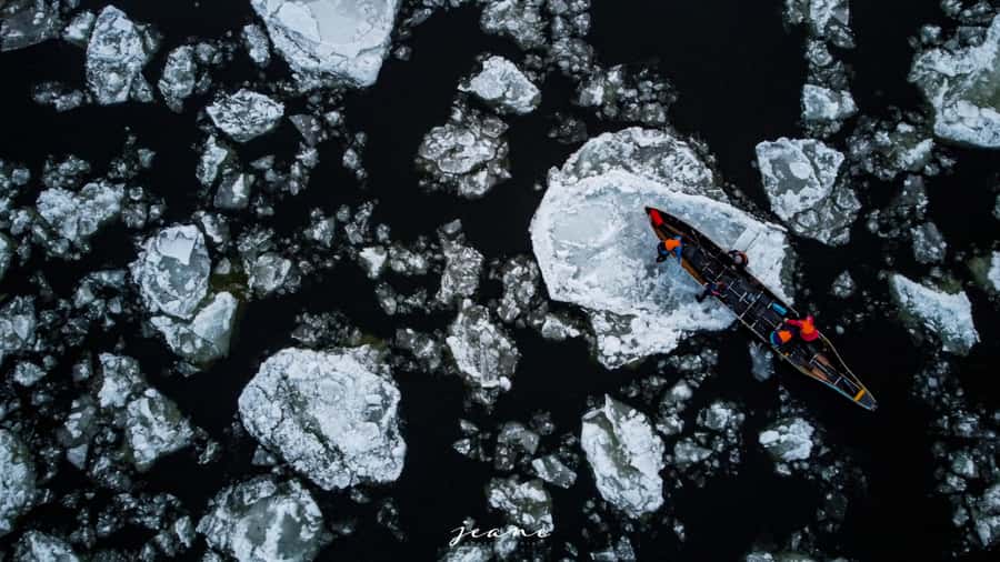 Quebec City: Sunset Ice Canoe Experience with Sauna - Who should book this experience