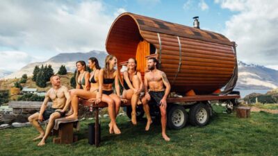 Queenstown: Riverside Sauna and Cold Plunge Experience