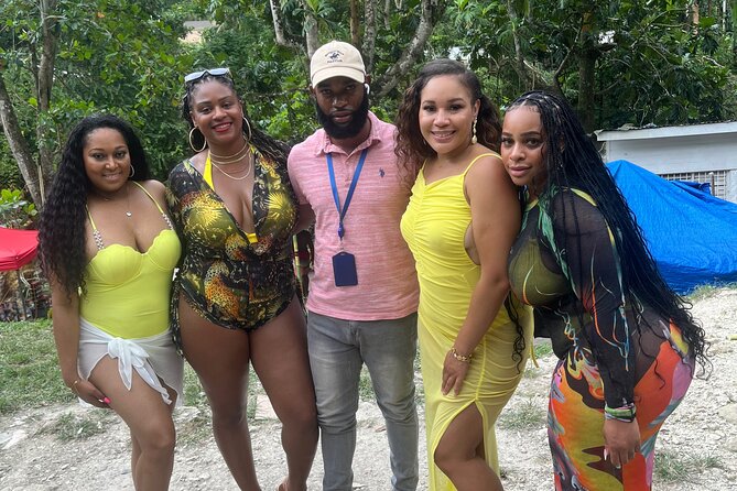 Rafting with Limestone Massage Lethe and free shuttle to Parties - What makes the bamboo rafting special