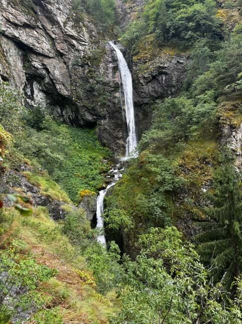 Resilovo Monastery,Waterfall &Hot Springs DayTrip from Sofia - A guide-led day with room for local conversation