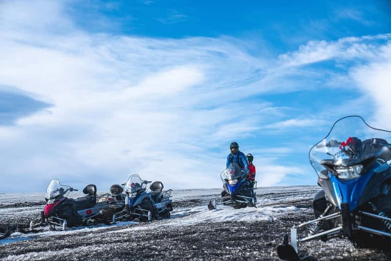 Reykjavík: Glacier Snowmobile and Hot Springs with Pickup - The break at basecamp