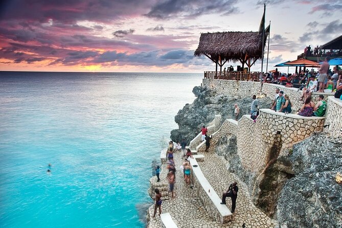 River Rafting with {Limestone Massage} & Ricks Cafe from Montego Bay - The real issue is the road time
