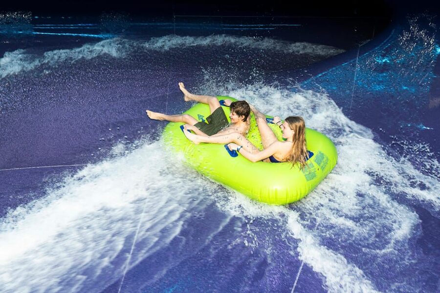 Rivera-Ticino: Splash e Spa Tamaro 4-Hour Waterpark Ticket - Indoor water, a pool bar, and more than 80 jets