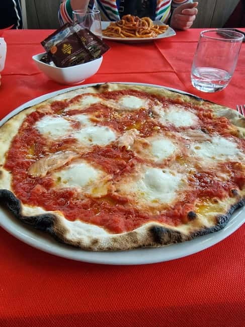 Rome to Saturnia ; Thermal Springs Day Trip with Lunch - Lunch after the bath