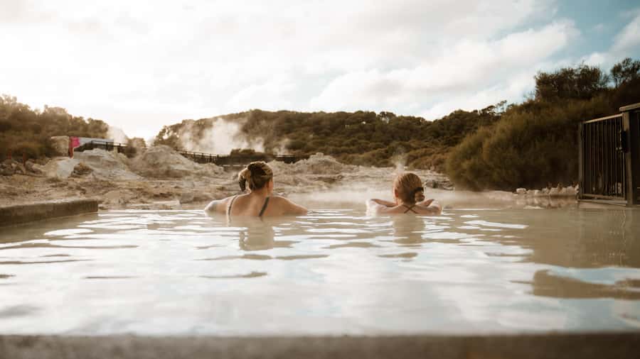 Rotorua: Hells Gate Outdoor Mud Bath & Spa Experience - What to bring, rent, and protect