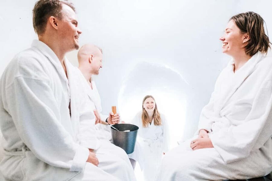 Rovaniemi: Arctic SnowHotel Tour and Snow Sauna Experience - Jacuzzi time in a snowy setting