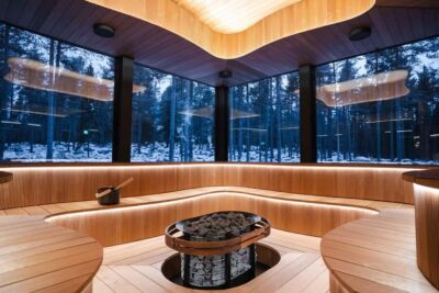 Daylight Forest spa,outdoor hot tubs and lunch