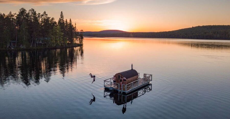 Rovaniemi: Sauna Boat Scenic Lake Cruise - What the three-hour outing feels like