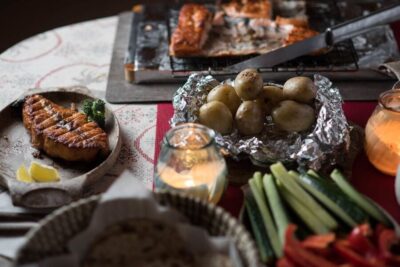 Sauna & Ice Swimming Tour with Dinner and Aurora
