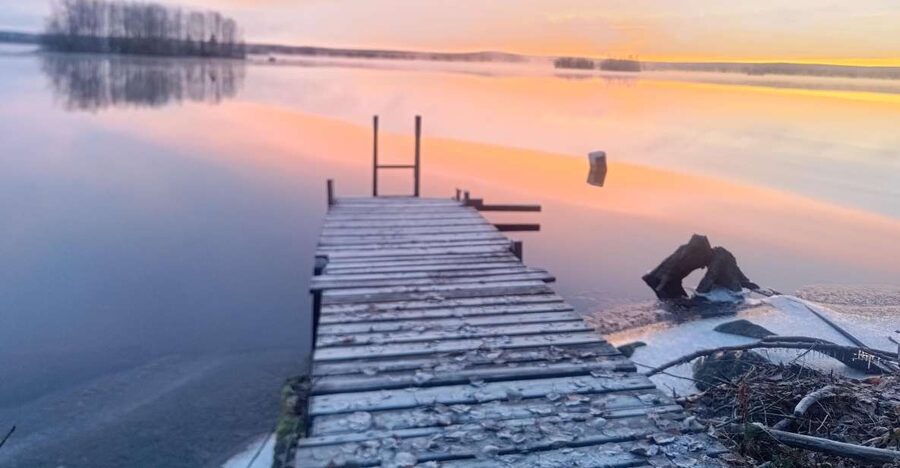 Rovaniemi: Traditional Sauna and Ice Swimming Experience - The hosts and the personal touch