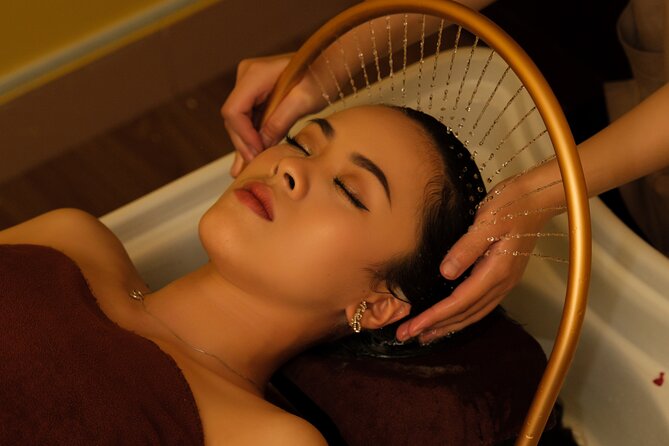 Royal Facial Care with Hair Treatment, 100 mins - The 10-minute imperial herbal foot soak