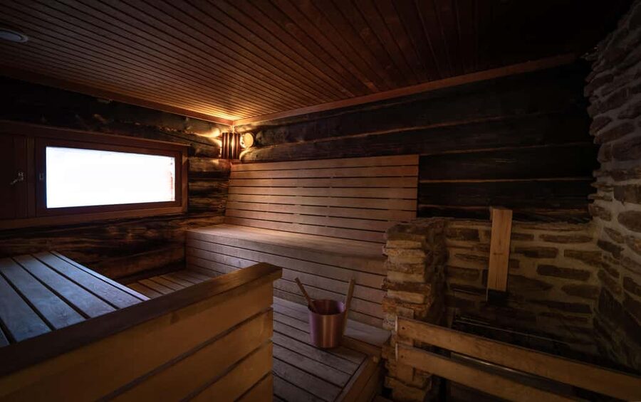 Saariselkä: Kuukkeli Saunaworld (Smoke Sauna) - Why the smoke sauna is the heart of the visit
