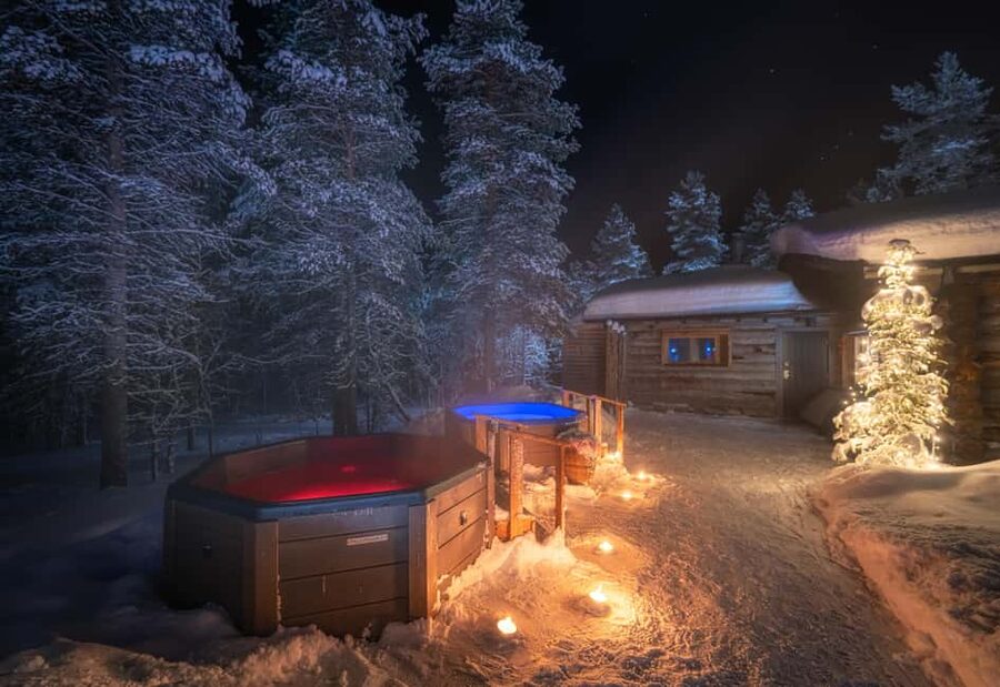 Saariselkä: Kuukkeli Saunaworld (Smoke Sauna) - Who will enjoy this most