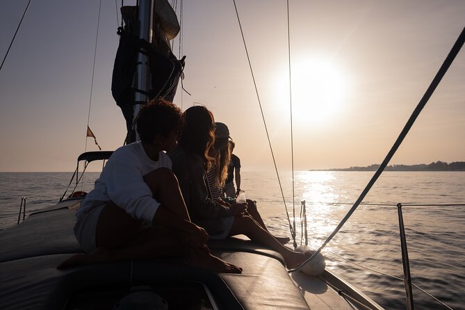 Sailing Adventure: Sailing, Dolphins and Relaxation with Drinks - Who should book this sailing trip