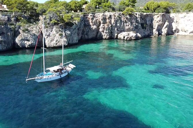 Sailing Flavors, Gastronomy and Relaxation at Sea - Who will enjoy this private Mallorca cruise