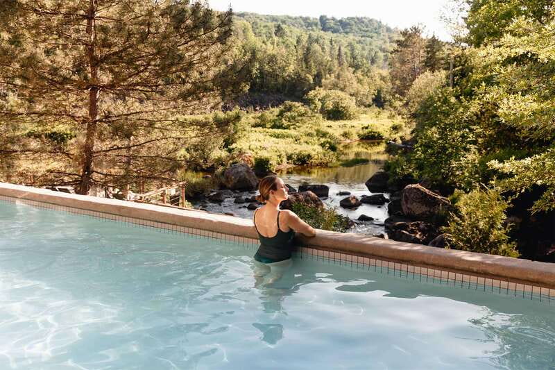 Saint-Sauveur: relaxation session in a Nordic thermal spa - Who will enjoy this most