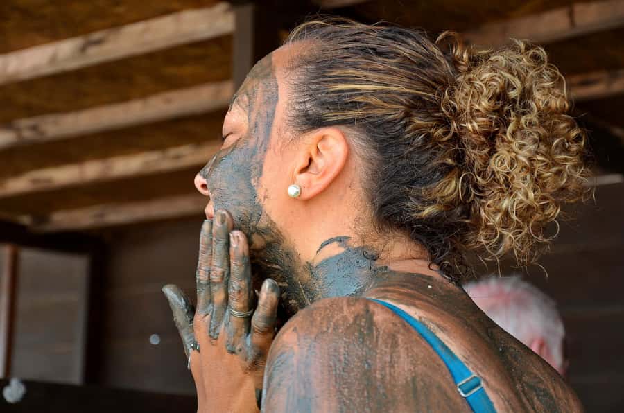 Sal Island: Pedra de Lume, Wellness and Relax Experience - The salt scrub starts the treatment