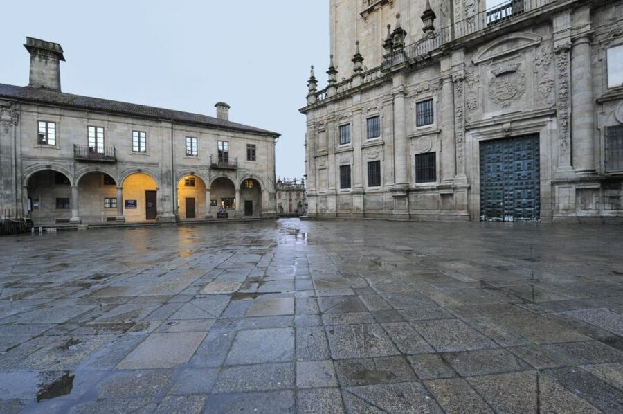 Santiago de Compostela: Massage Treatment - Finding the clinic beside Plaza del Obradoiro