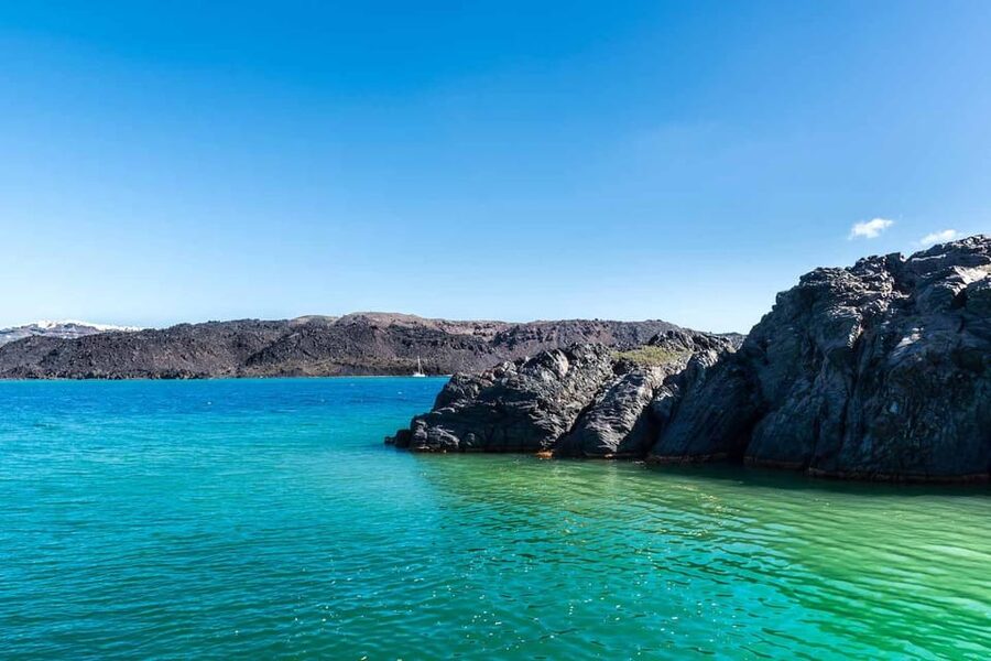 Santorini Port: 3 Hour Cruise to Volcano and Hot Springs - On board the wooden sailboat