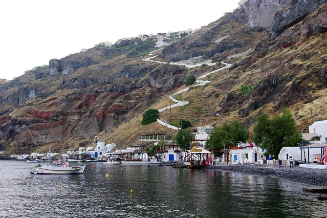 Santorini Volcanic Islands Cruise: Volcano,Hot Springs,Thirassia and Oia Sunset - Oia at sunset is worth the crowds