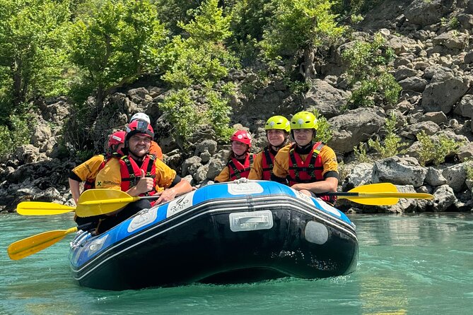 Sarande: Permet 4x4 Tour, Rafting and Thermal baths - Lunch in Përmet