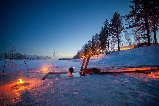Sauna, hot tub and cold plunge - Exclusive riverside retreat - The wood-fired sauna is the heart of it
