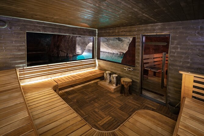 Sauna Ritual of the Lady of the Mine Experience - Walking down to the underground lake