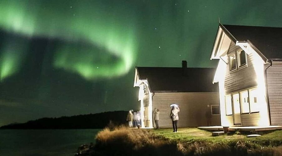 Senja: Wood-Fired Sauna Barrel - A small sauna with a big Valvåg view