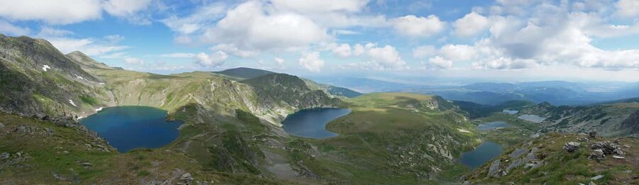 Seven Rila Lakes Day Trip from Sofia Guided Hike Lunch & Spa - A two-hour hike with changing winter conditions