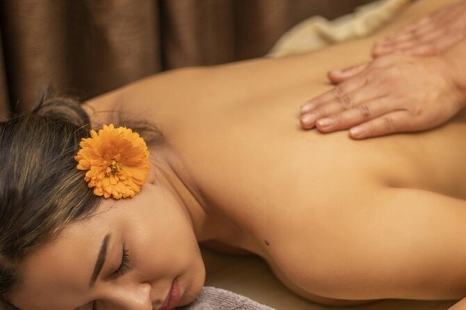 Shirodhara and Sound Healing Spa Experience in Kathmandu - Traditional Nepali massage and the choice of oils
