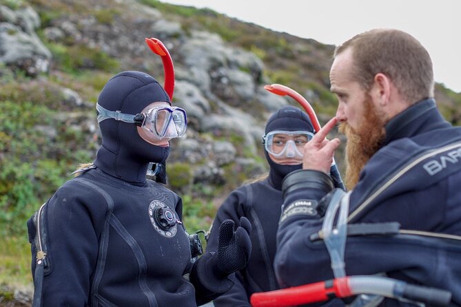 Silfra: Hot and Cold Snorkeling and Spa Tour - Self Drive - Silfra’s cold water and the continental rift