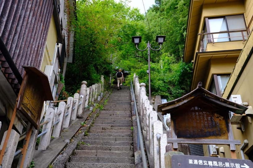 Snow Monkeys & Ghibli Onsen Town with Free Time to Explore - What private transport changes
