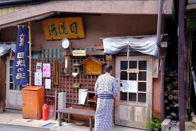 Snow Monkeys & Ghibli Onsen Town with Free Time to Explore - Is $191 good value?