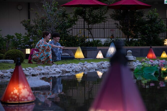 Solaniwa Onsen: Osaka Bay Tower - A hot-spring town inside Osaka Bay Tower