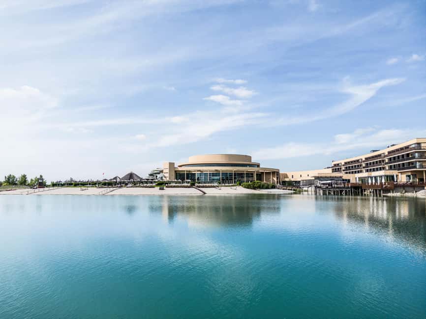 Spa-Breakfast at St. Martins Therme & Lodge Combo Ticket - Getting there without a car