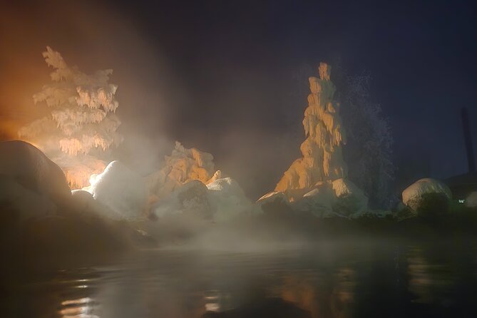 Spectacular Hot Spring Experience with Northern Lights - What the small-group format feels like