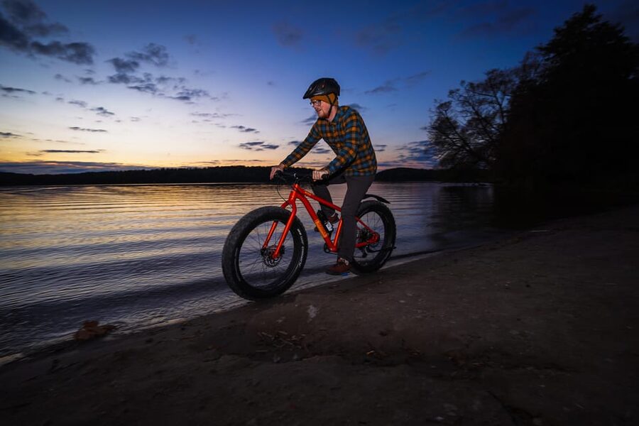 Stockholm: Fat Bike Forest Adventure with Lunch and Sauna - From Stockholm commuter train to forest trails