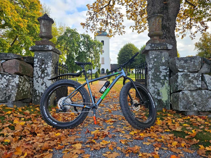 Stockholm: Fat Bike Forest Adventure with Lunch and Sauna - Languages, group size, and useful preparation