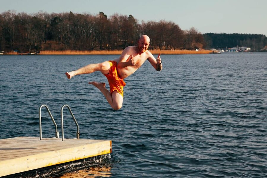 Stockholm: Traditional Sauna & Polar Plunge in Baltic Sea - Leaving Stockholm for the Vaxholm waterfront