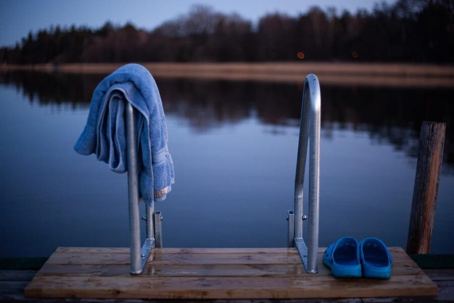 Stockholm: Traditional Sauna & Polar Plunge in Baltic Sea - Practical tips for a smoother session