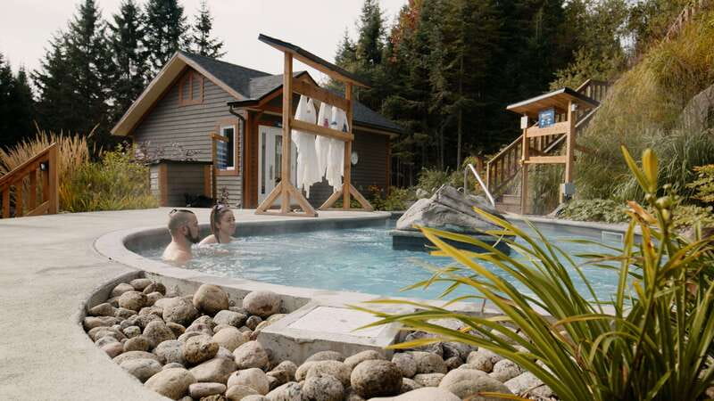 Stoneham: Nordic spa Thermal Experience - Extra Services and Tiny-House Stays