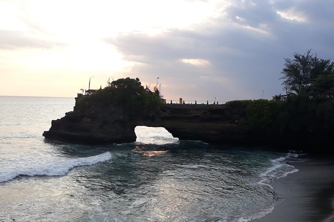 Sunset at Tanah Lot Temple and Spa Tour - The two-hour spa finish