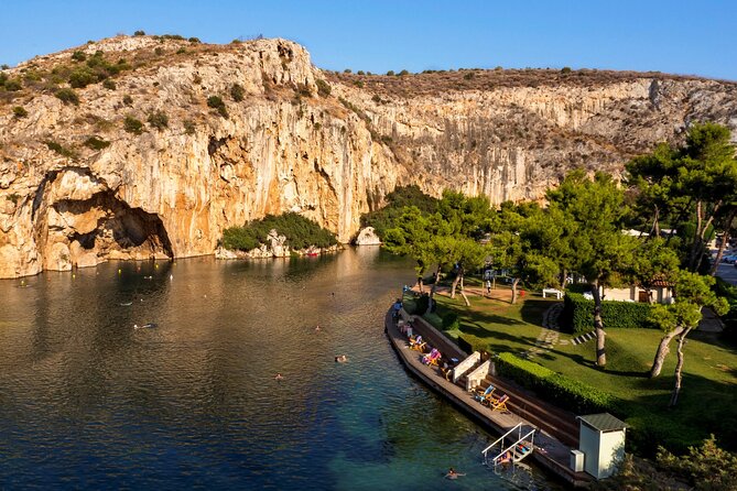 Sunset Private Tour to Poseidon Temple & Vouliagmeni Thermal Lake - What the private service adds