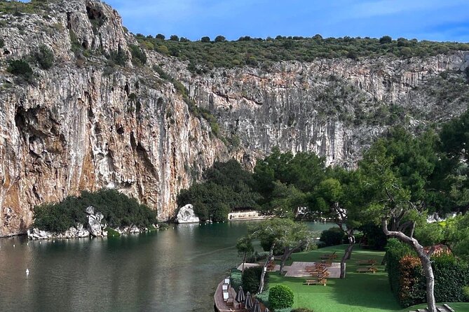 Sunset Private Tour to Poseidon Temple & Vouliagmeni Thermal Lake - Who should book this Cape Sounion outing?