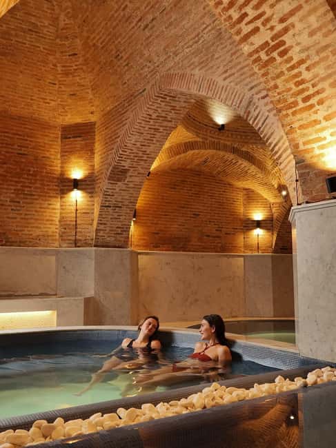Tbilisi: Legendary Royal Sulfur Pool and Sauna Experience - Meeting at Fabrika and getting settled