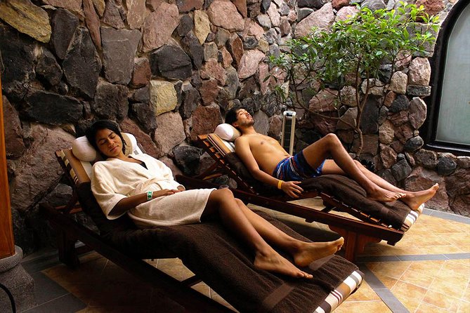 Termas de Papallacta Hot Springs full day tour from Quito - Lunch, snacks, and extra spending
